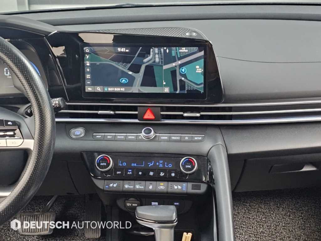 Hyundai Avante — photo 14