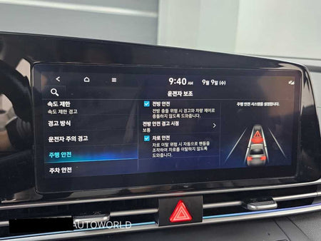 Hyundai Avante — photo 16