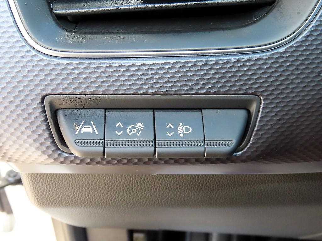 RENAULT XM3 — photo 12