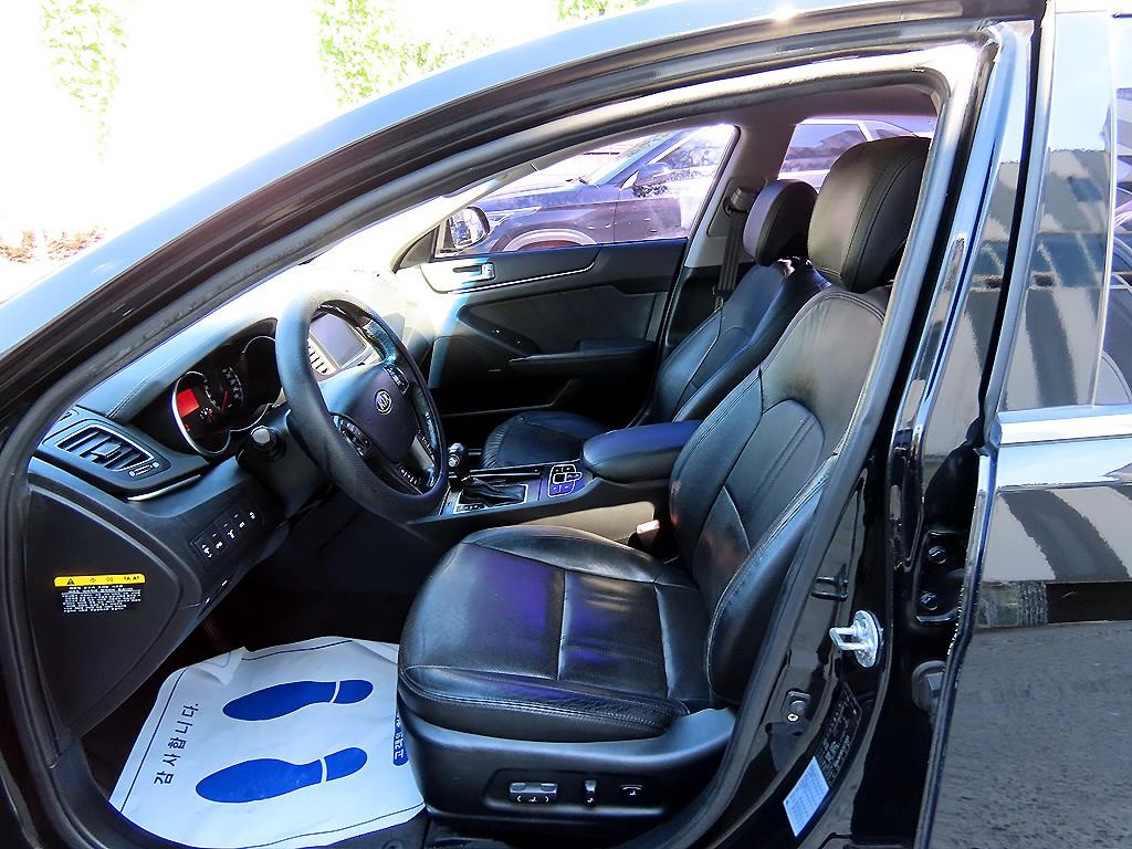 Kia K7 — photo 05