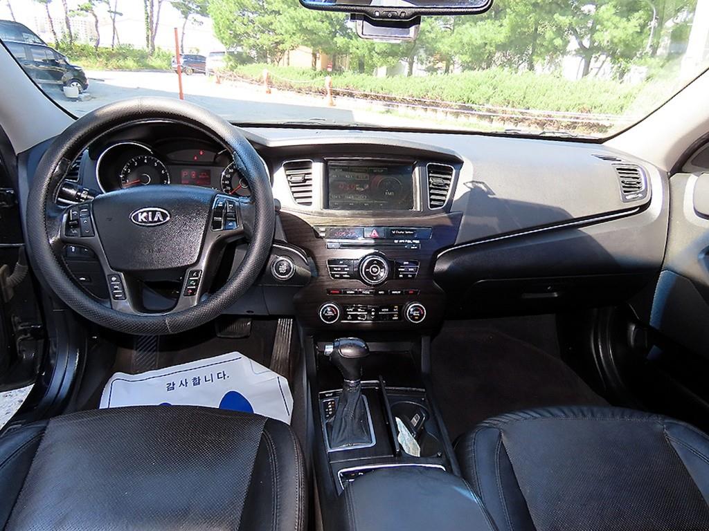Kia K7 — photo 07