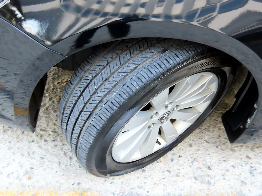 Kia K7 — photo 19