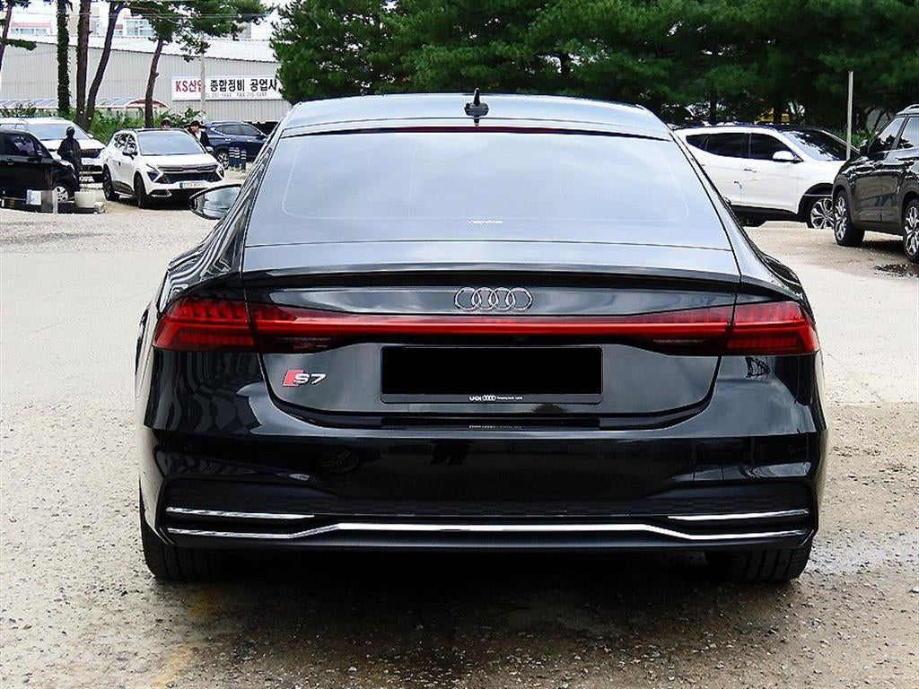 Audi A7 — photo 04