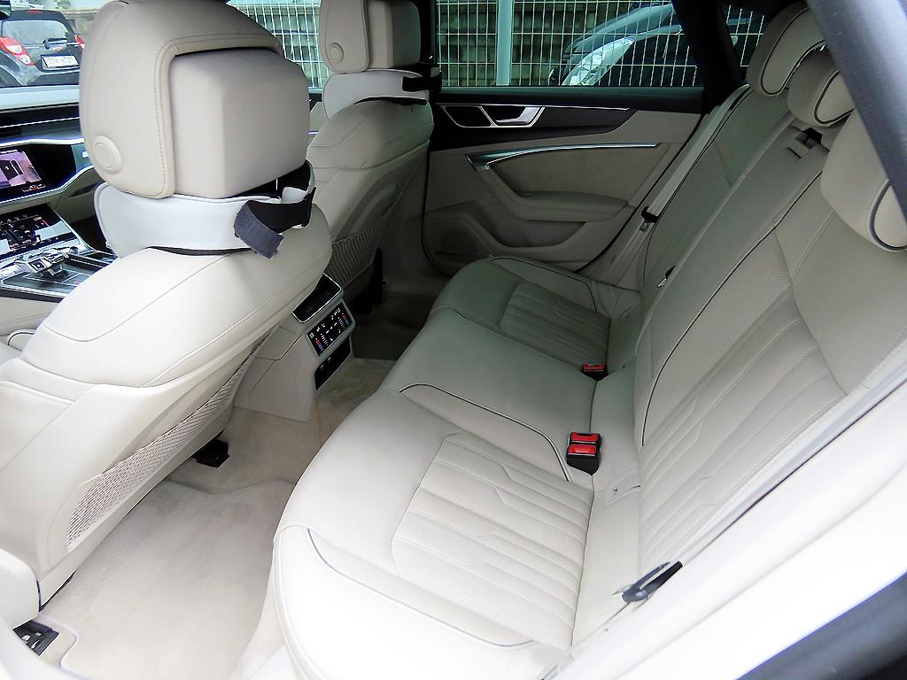 Audi A7 — photo 06