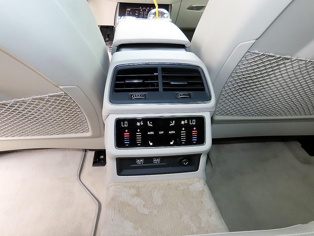 Audi A7 — photo 16