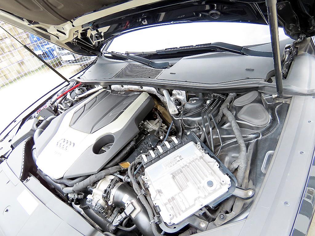 Audi A7 — photo 19