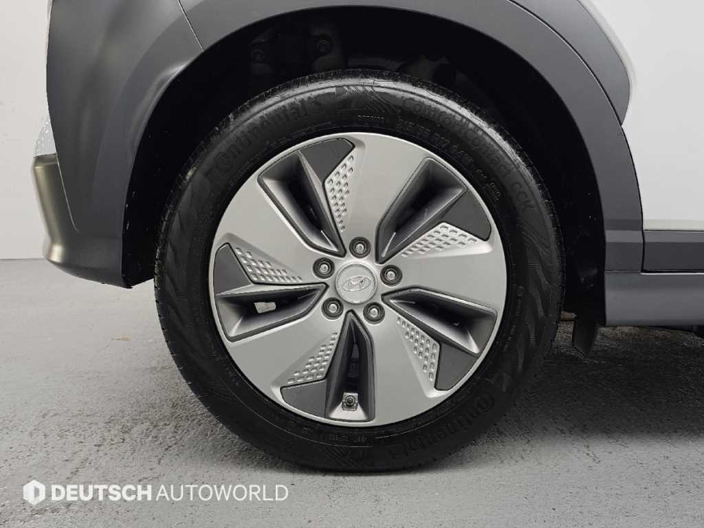 Hyundai Kona — photo 05