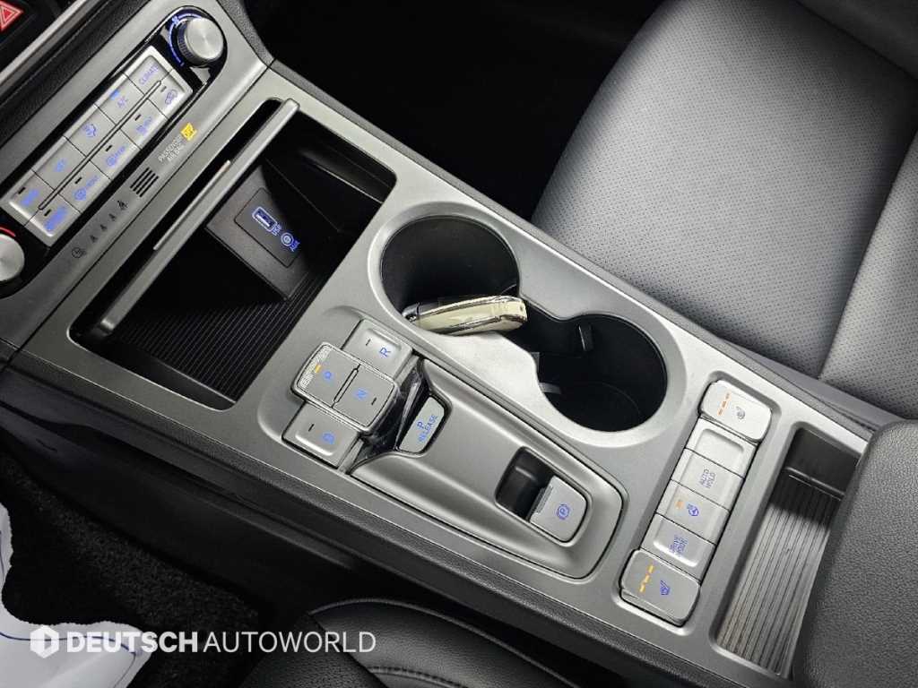 Hyundai Kona — photo 09