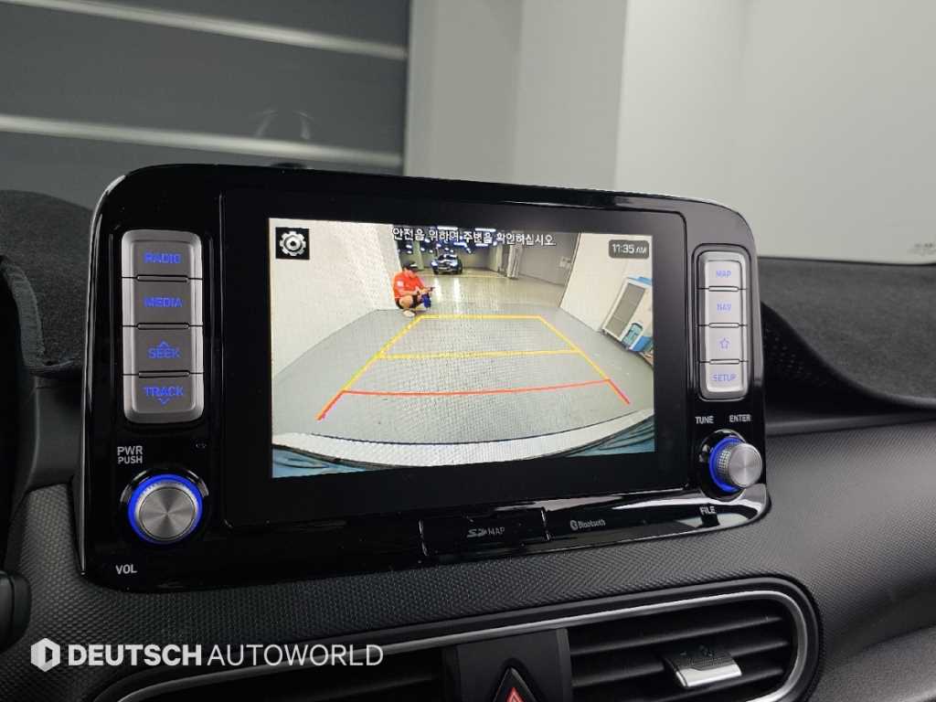 Hyundai Kona — photo 15