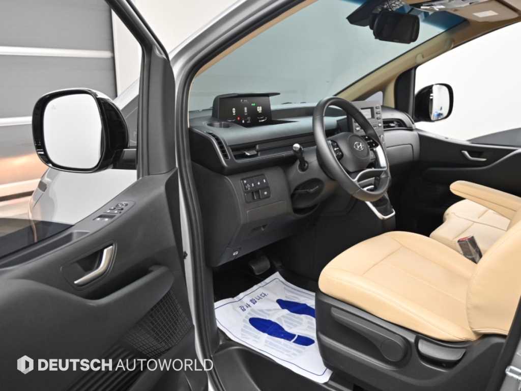 Hyundai Staria — photo 11
