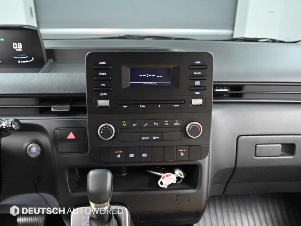 Hyundai Staria — photo 14