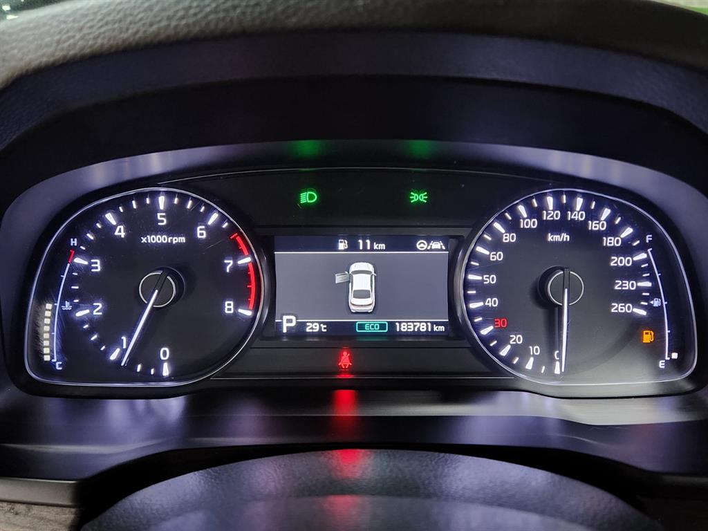 Kia K7 — photo 10