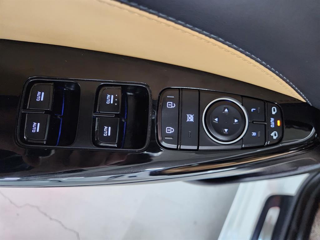 Kia K7 — photo 16