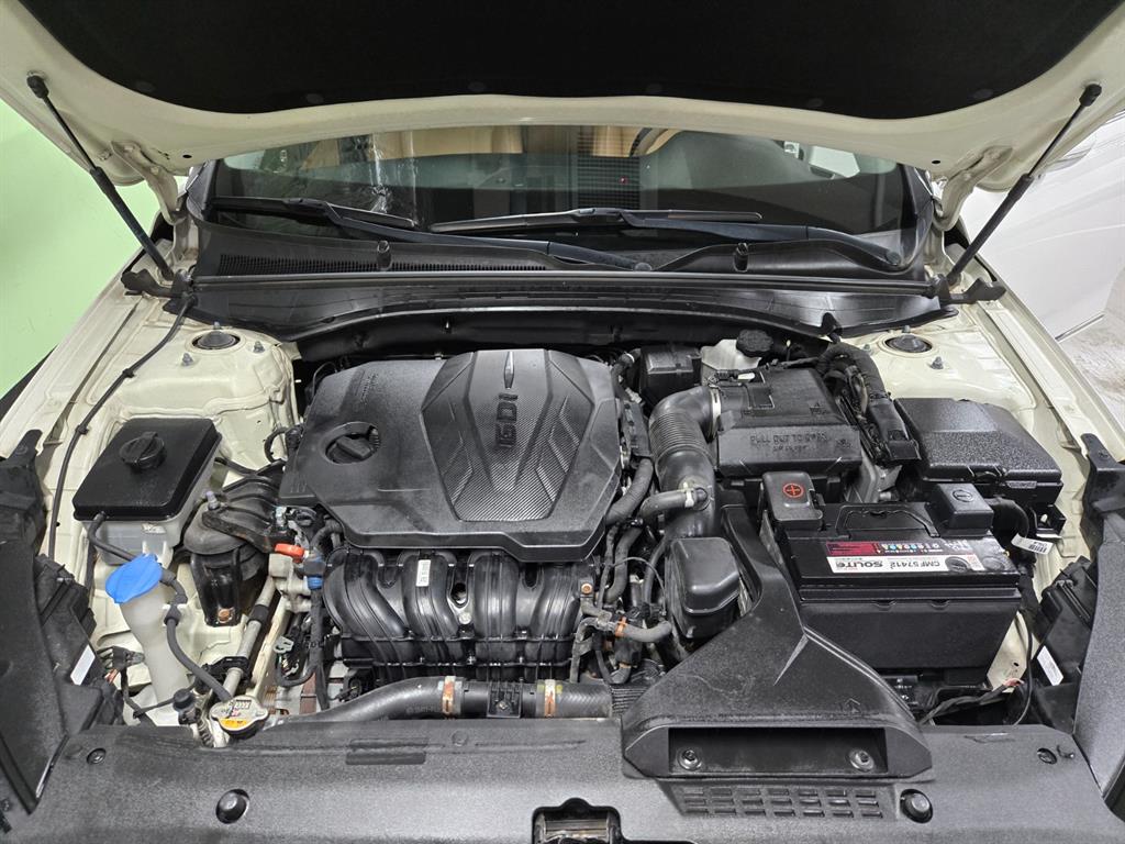 Kia K7 — photo 20