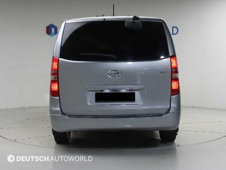 Hyundai Starex — photo 04