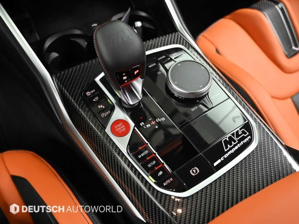 BMW M4 — photo 09