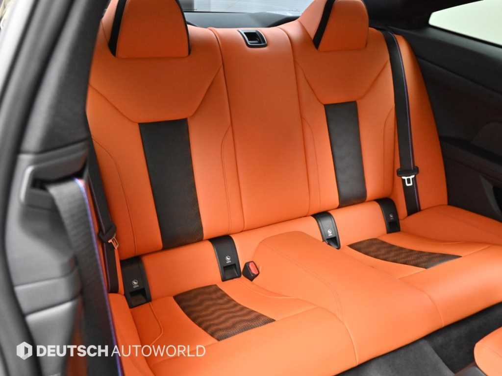 BMW M4 — photo 12