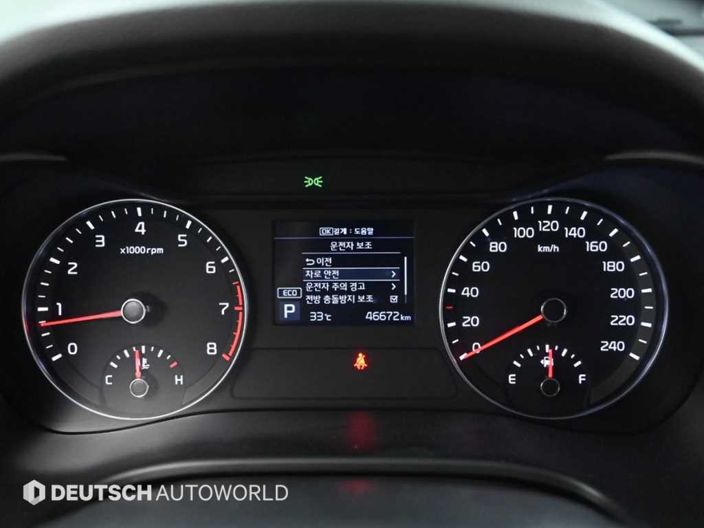 Kia K3 — photo 08