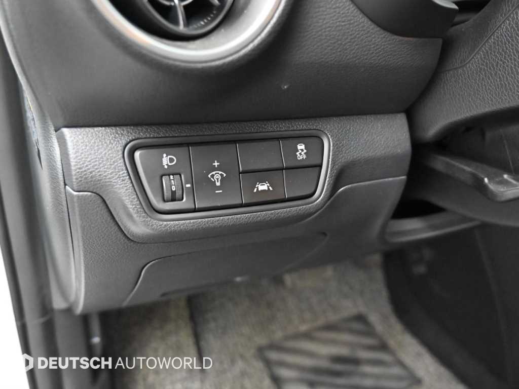 Kia K3 — photo 16