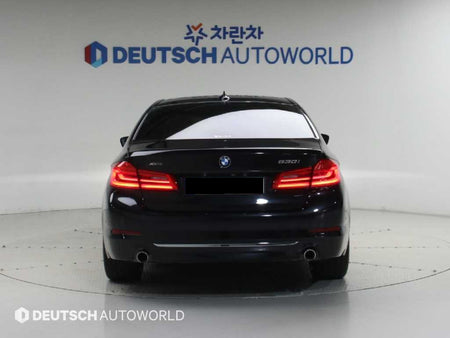 BMW 5-Series — photo 04