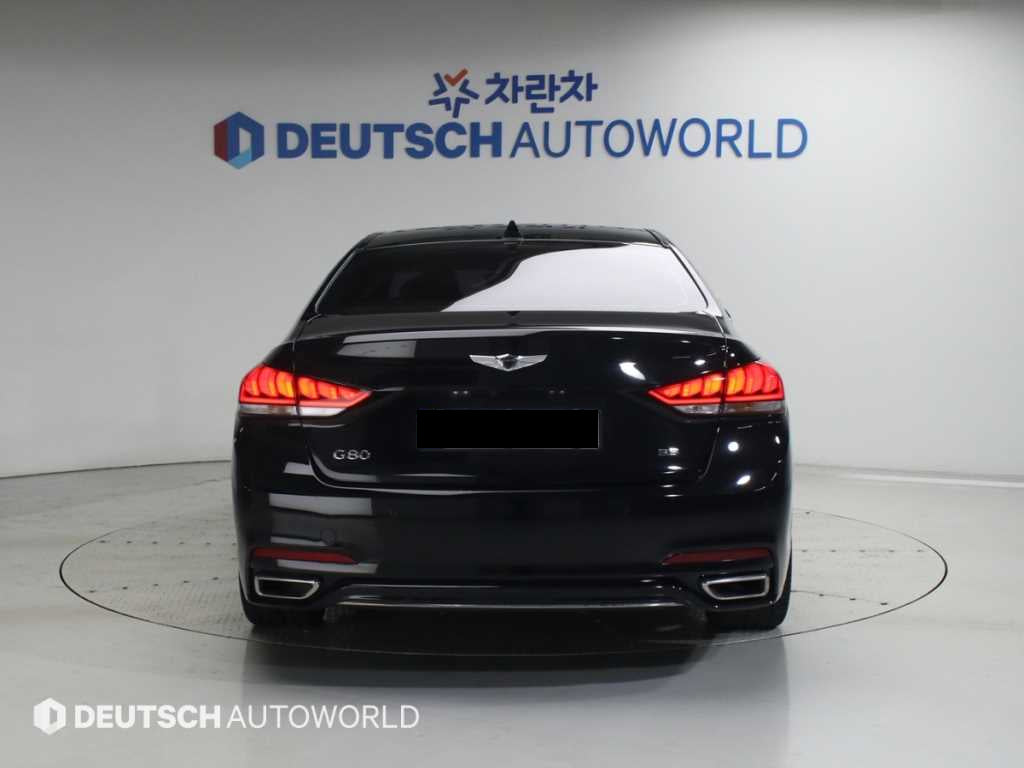 Genesis G80 — photo 04