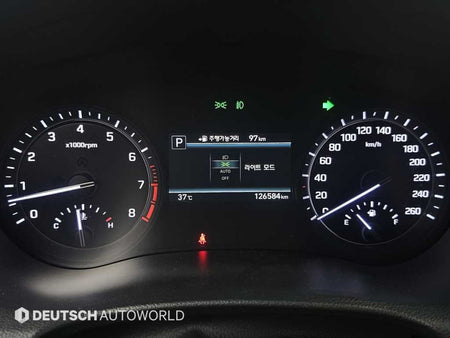 Genesis G80 — photo 08
