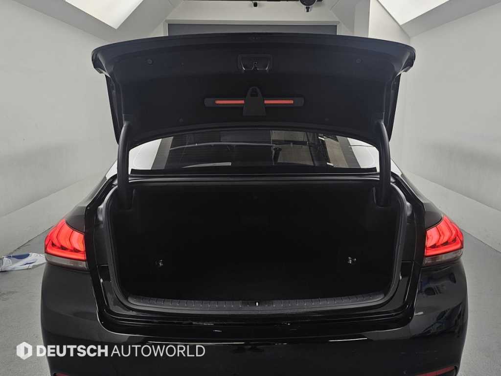 Genesis G80 — photo 19