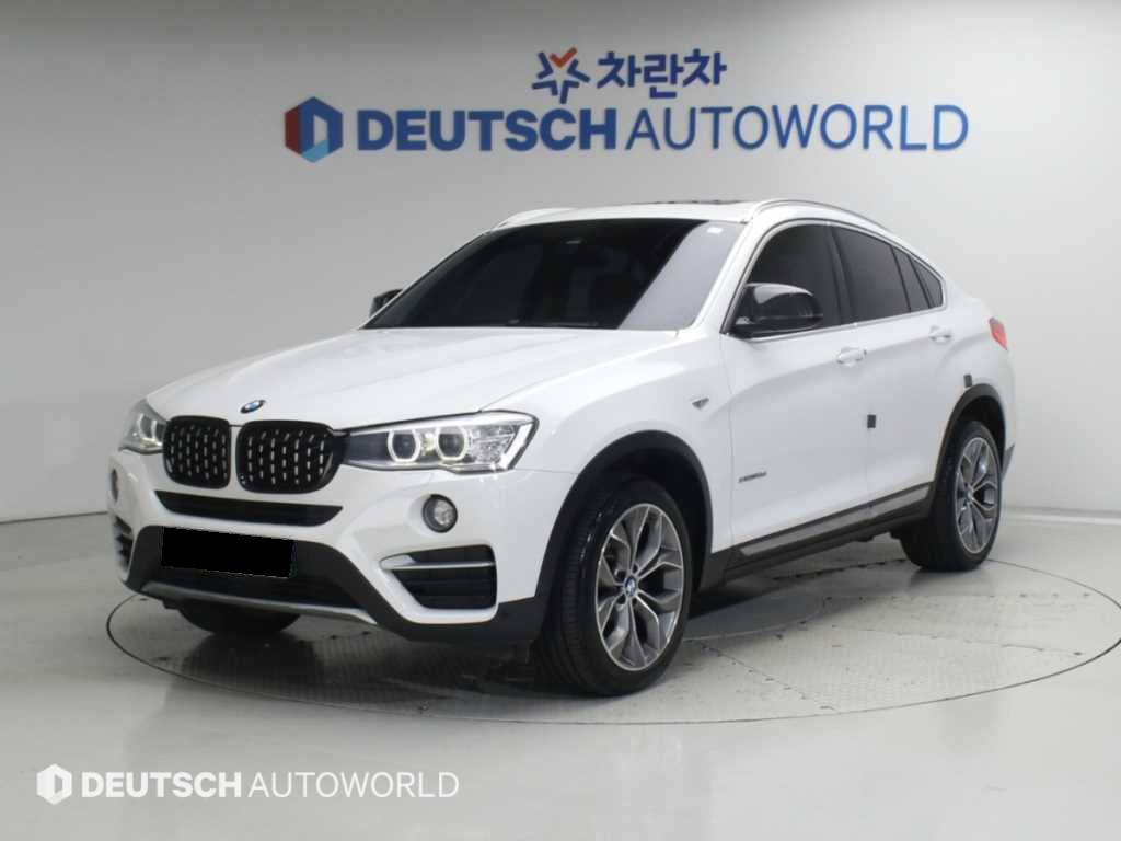 BMW X4 — photo 01