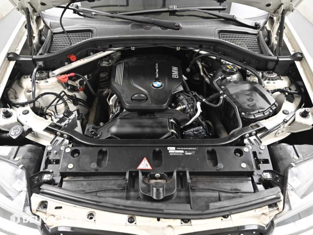 BMW X4 — photo 06