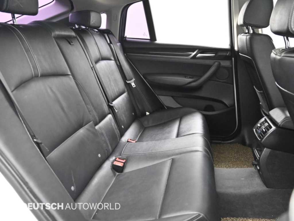 BMW X4 — photo 12