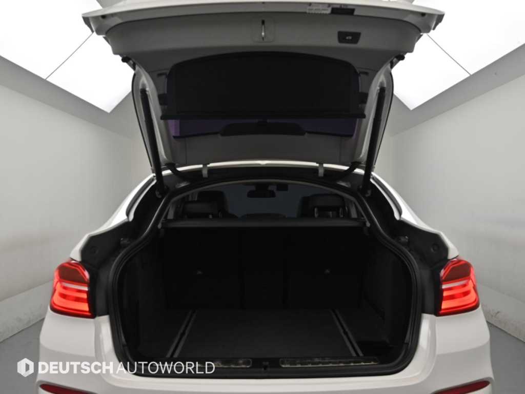 BMW X4 — photo 19