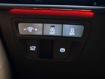 Genesis G80 — photo 17