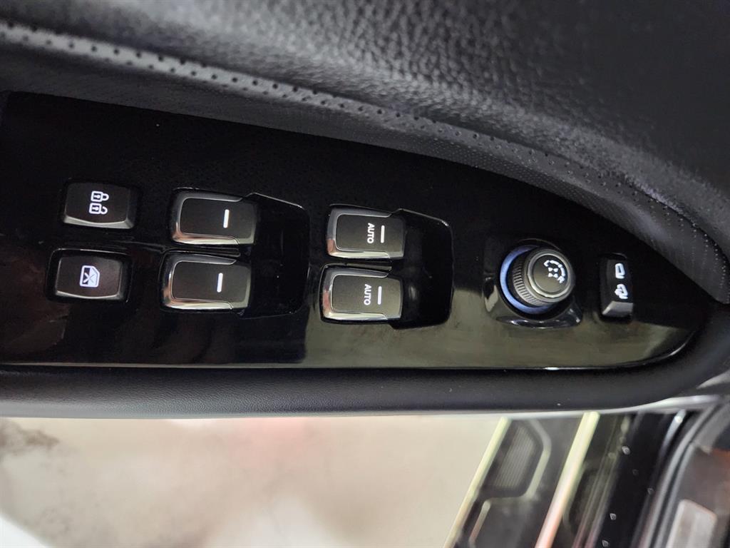KGM Rexton — photo 15