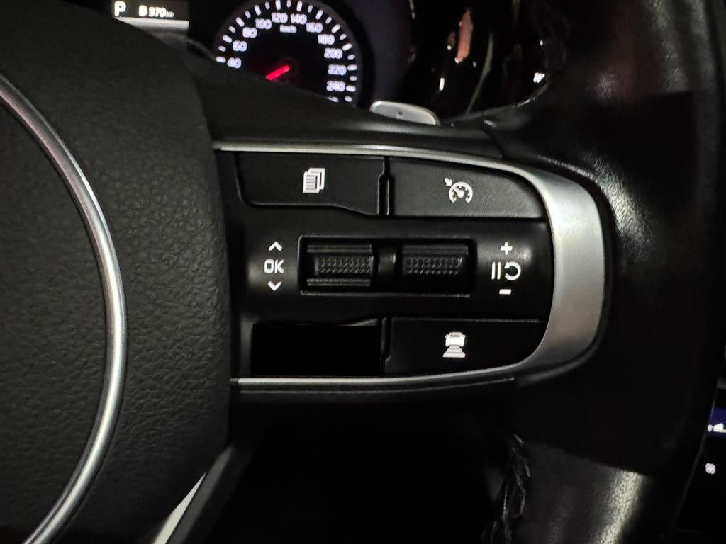 Kia K5 — photo 11