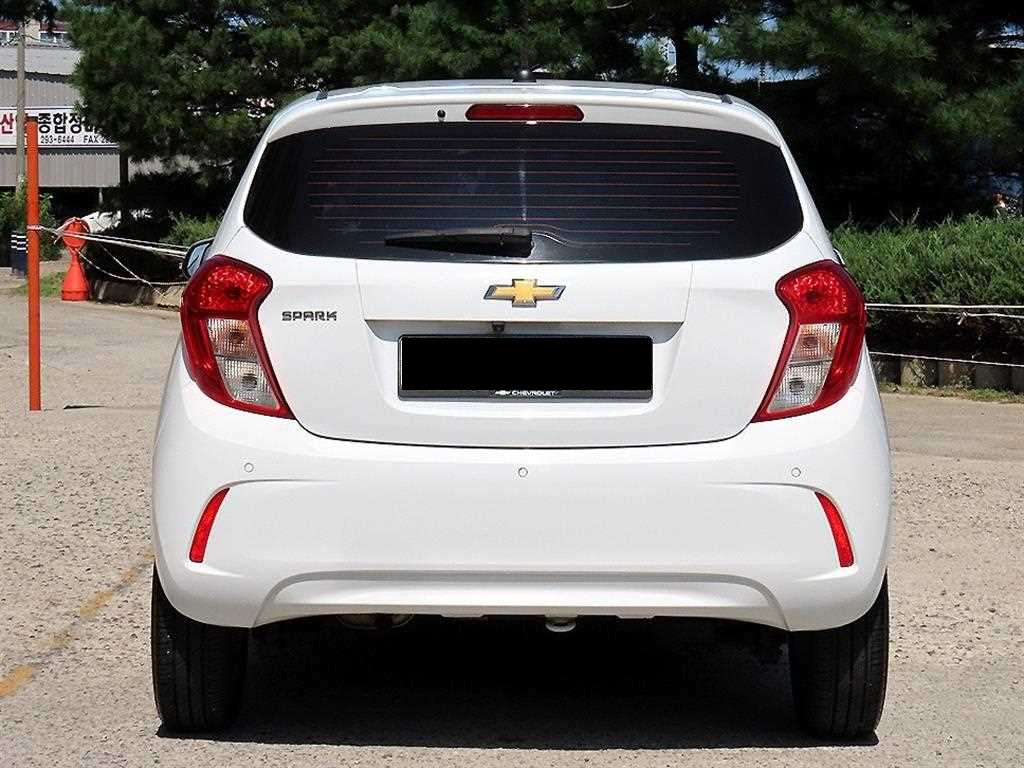 CHEVROLET Spark — photo 04