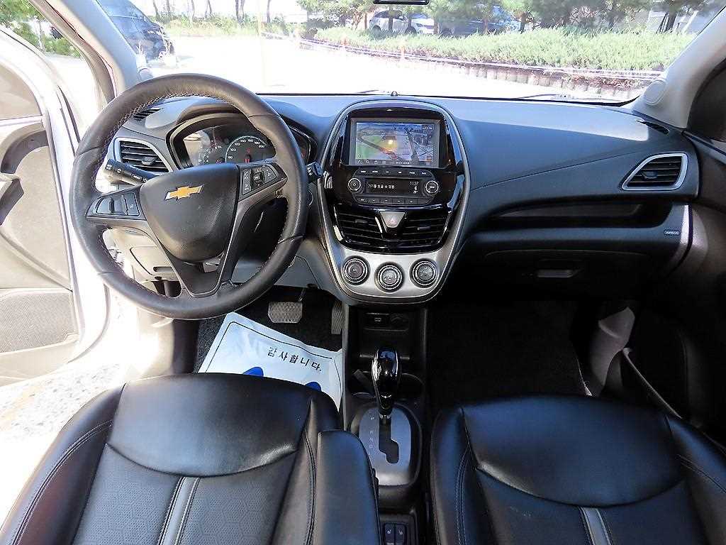 CHEVROLET Spark — photo 07