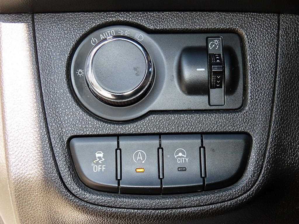 CHEVROLET Spark — photo 12