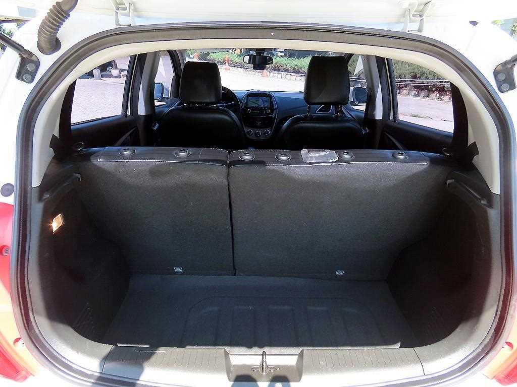 CHEVROLET Spark — photo 18