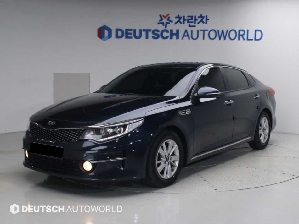 Kia K5 — photo 01