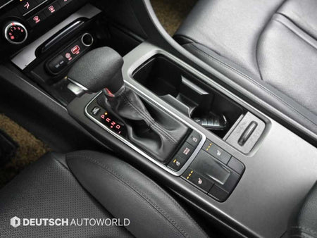 Kia K5 — photo 09