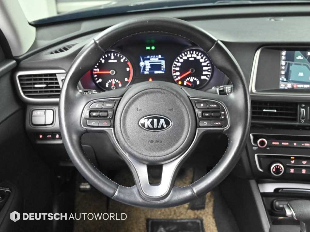 Kia K5 — photo 13