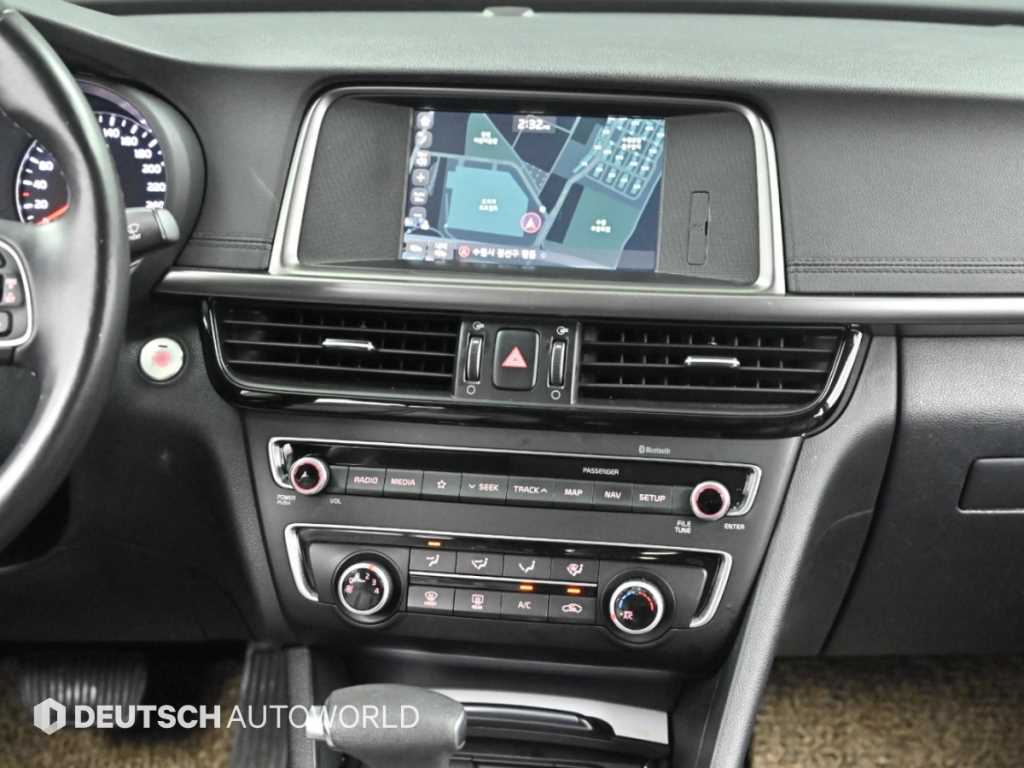 Kia K5 — photo 14