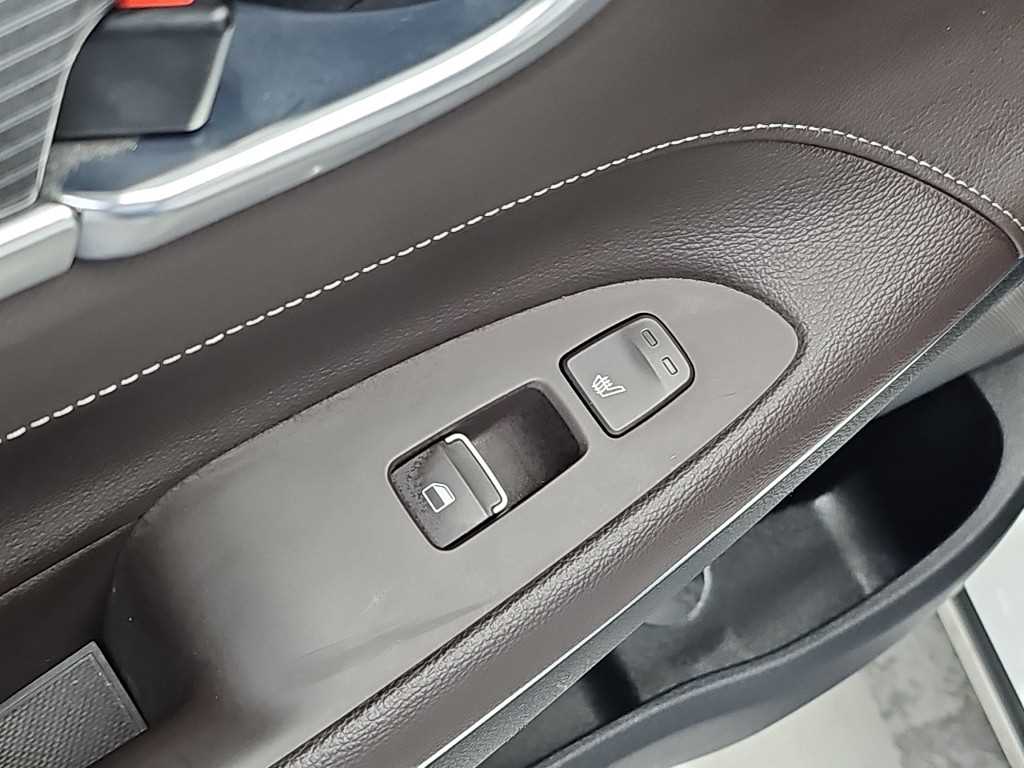 Hyundai Grandeur — photo 14