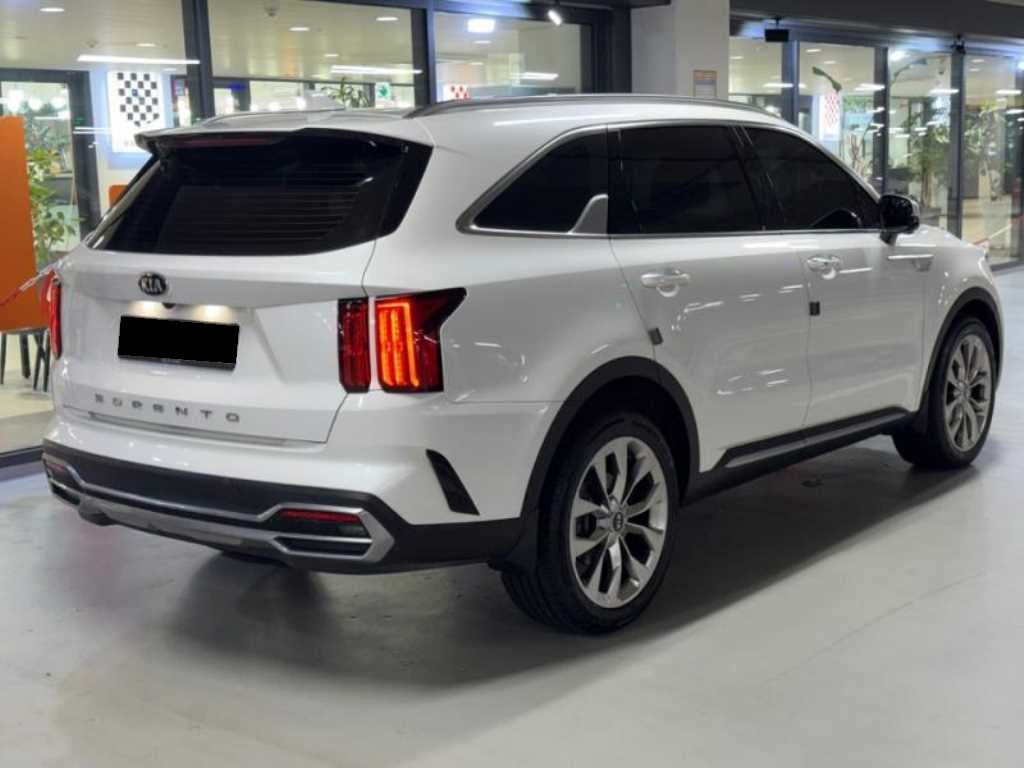 Kia Sorento — photo 04