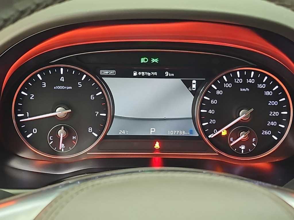 Kia K9 — photo 07
