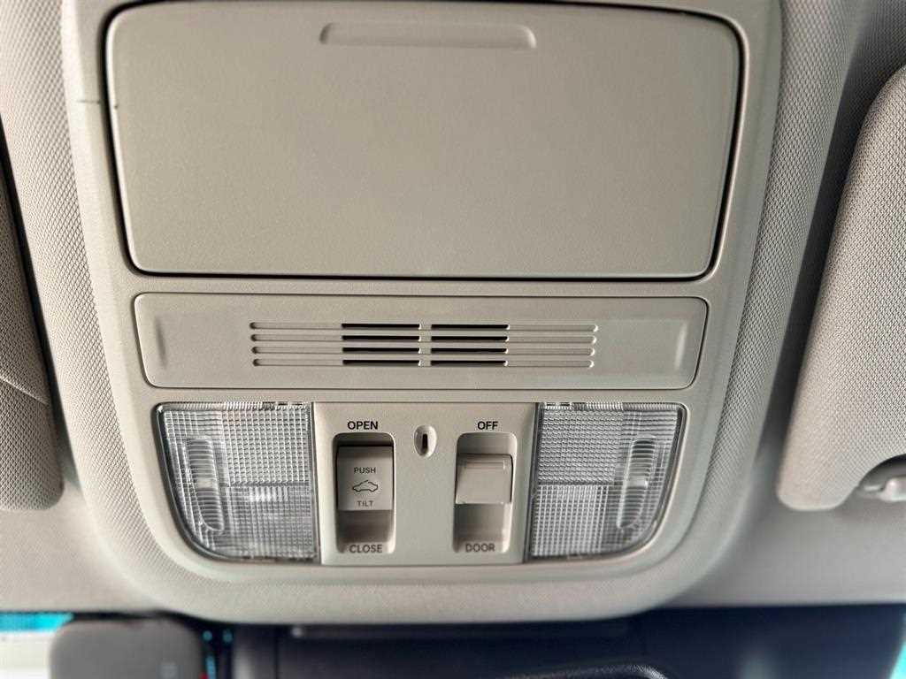 Honda Accord — photo 16