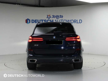 BMW X5 — photo 04