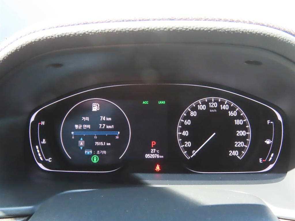 Honda Accord — photo 09