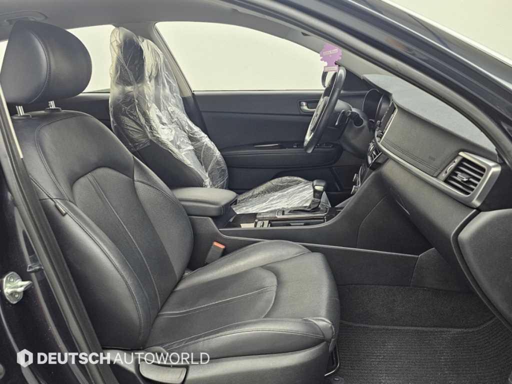 Kia K5 — photo 14