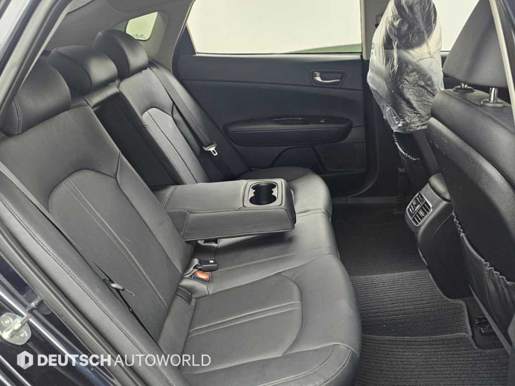 Kia K5 — photo 15